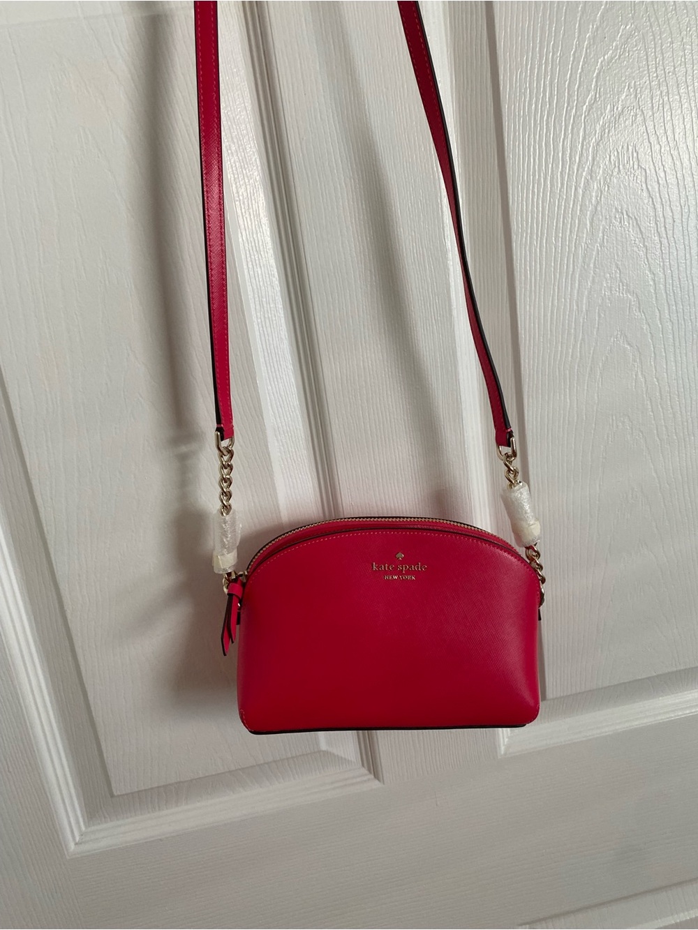 Kate Spade New York Perry Dome Crossbody Bag – Vibrant Pink/Red Saffiano